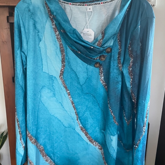 Dress Tops - Picture 2 of 4